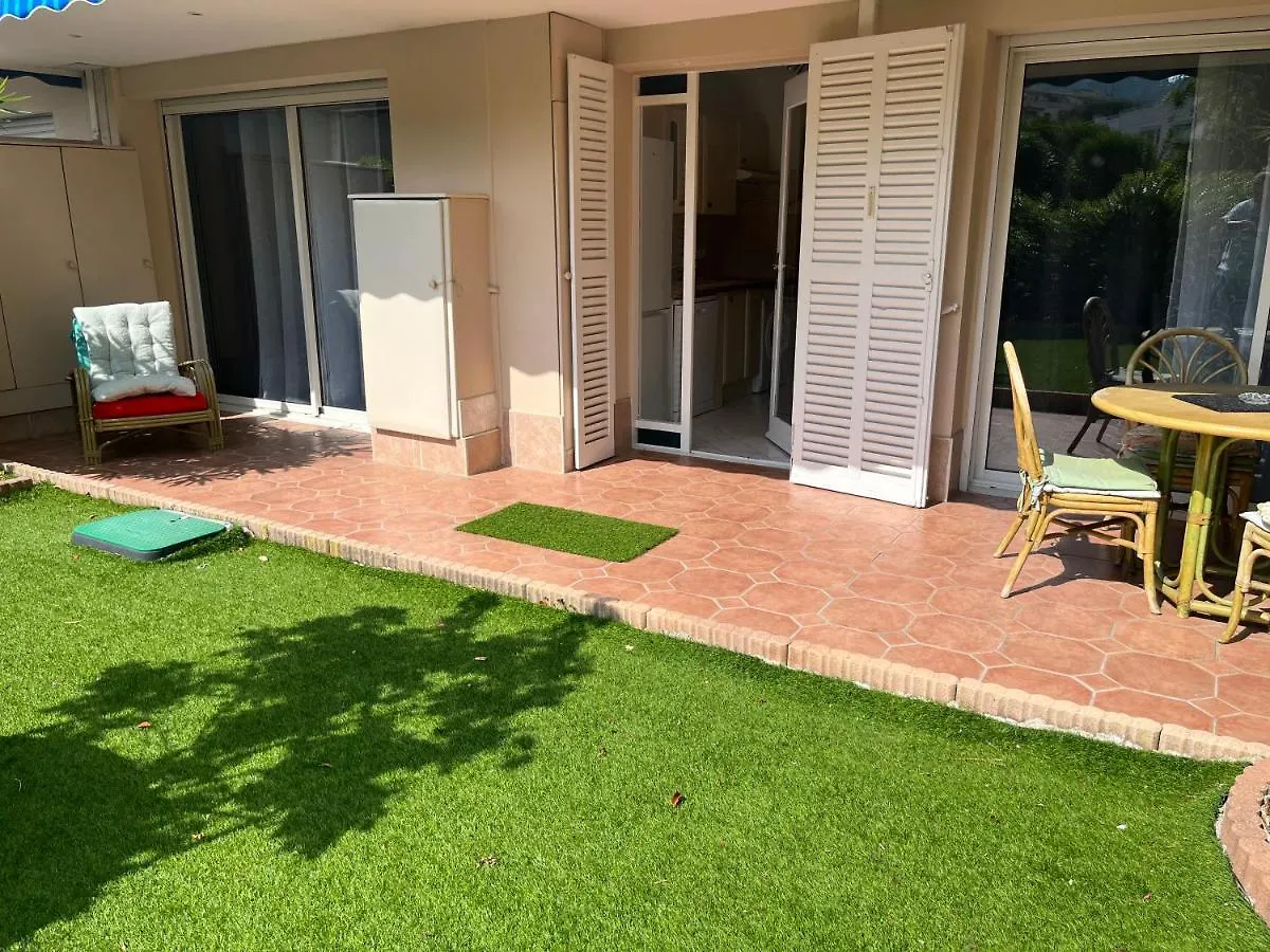 2 Pieces, 4 Couchages Terrasse, Garage Apartment Cannes